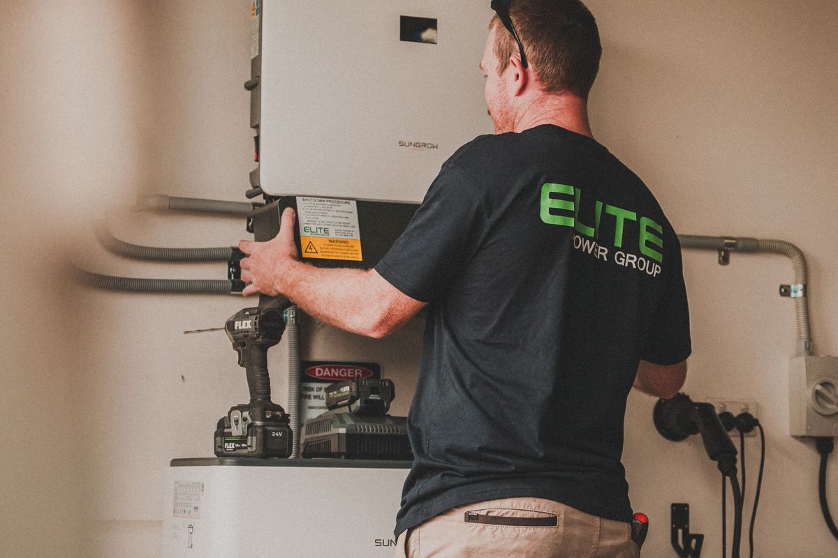 Home battery storage equipment for solar energy
